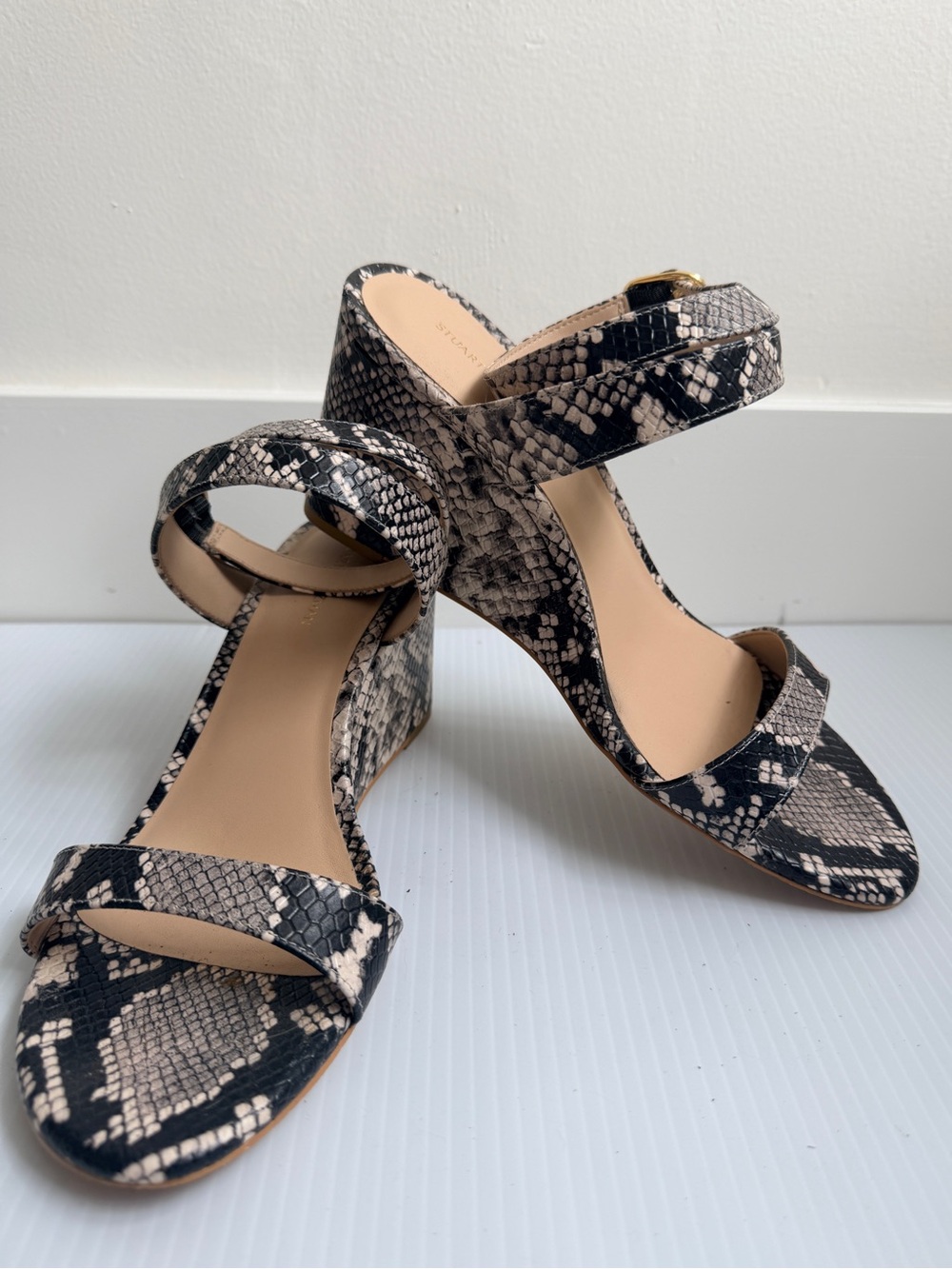 STUART WEITZMAN Snake Ankle Strap Wedge 10